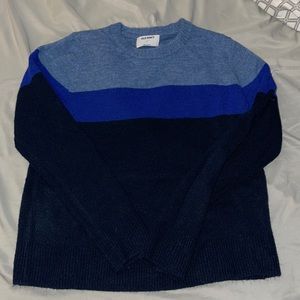 Old navy sweater
